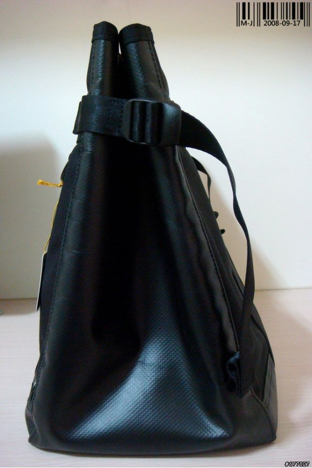 日標-吉田Porter"購物袋"--HEAT TOTE BAG (22吋螢幕帶著走~)