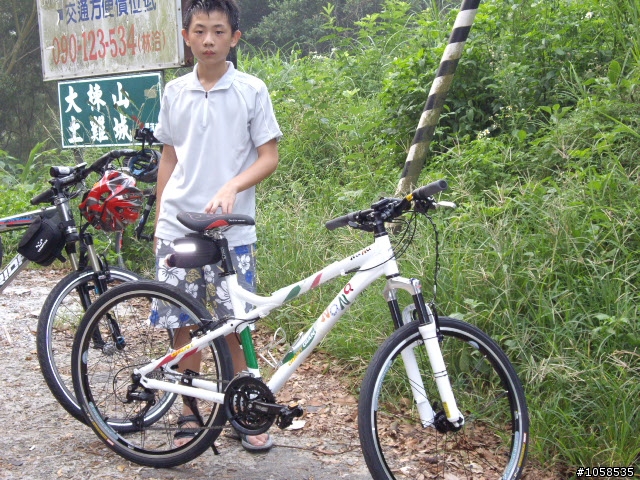 挑戰樹林市大棟山年紀最小的登山高手宜家小少爺專訪(樹林之星)