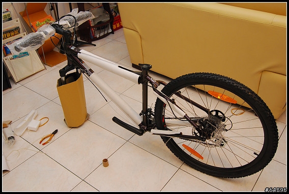 [分享]SCHWINN MESA D 2008 開箱