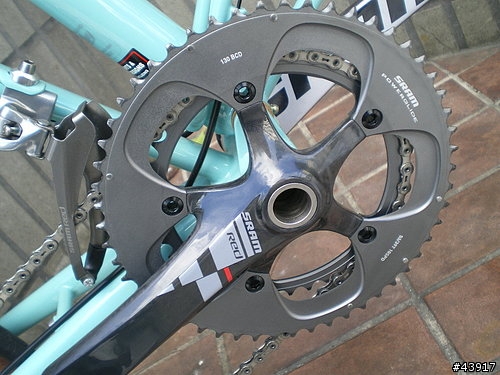 Alex Moulton Tiffany TSR RED20 之直衝20層樓頂