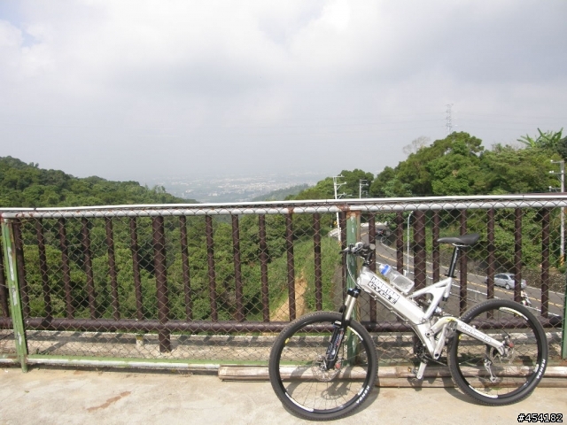 MOUNTAIN CYCLE **單車終於整裡好了.............清水嚴.7100.鳳山寺..遊