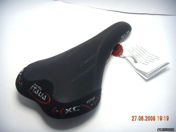 請問有誰用過這款Selle Italia SLR XC 釩合金弓碳纖底義大利製真皮坐墊  登山車適合嗎? 或是您有比較好的建議.