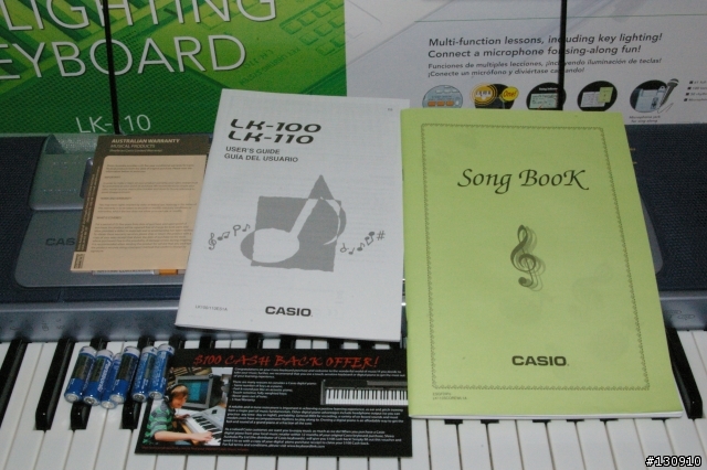 98元 的感動  CASIO LK-110 魔光電子琴 科技音樂速成班
