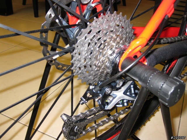 [分享] 閃電 Specialized M5 & 全套XTR & OGK 安全帽 （34張圖，請耐心欣賞 ... 給點小小建議吧～）
