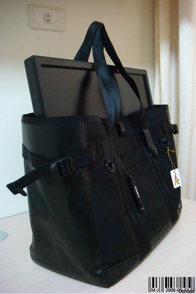 日標-吉田Porter"購物袋"--HEAT TOTE BAG (22吋螢幕帶著走~)