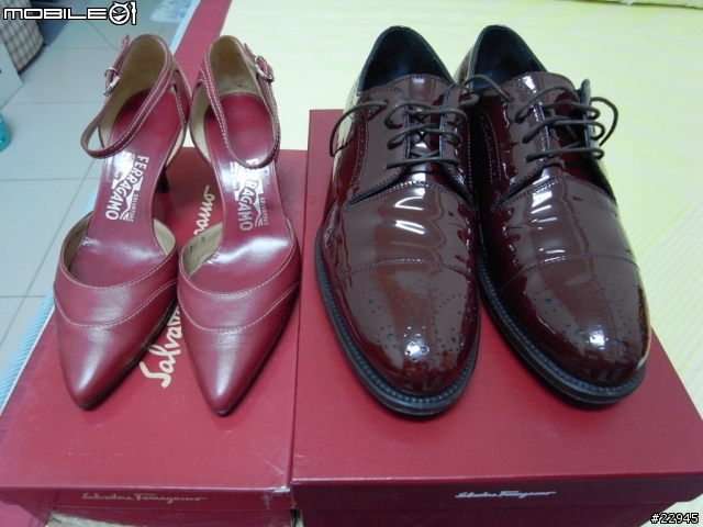 [分享]踏上紅毯的幸福.Ferragamo紅色高跟鞋