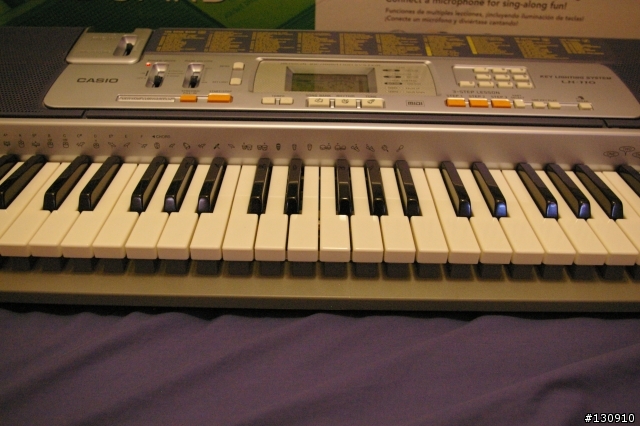 98元 的感動  CASIO LK-110 魔光電子琴 科技音樂速成班