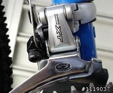請問這個SHIMANO XT的變速組件是那個年份的？