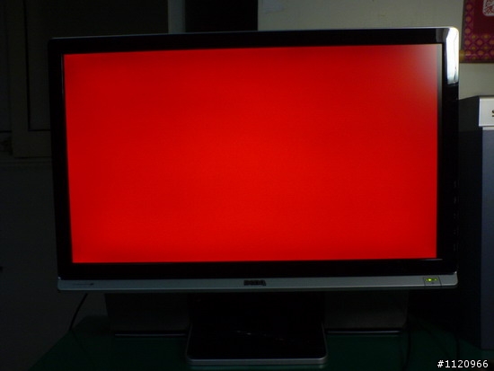 遲來又不專業的BENQ-E2200HDA開箱文
