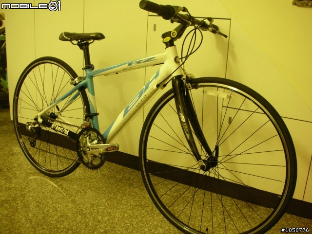 分享~女王的新車 BH ALVIA平把公路車