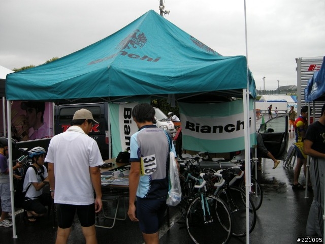 (圖多小心!!!) 島野公路車賽 in 鈴鹿賽道 2008/08/30-31