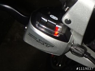 請問這個SHIMANO XT的變速組件是那個年份的？