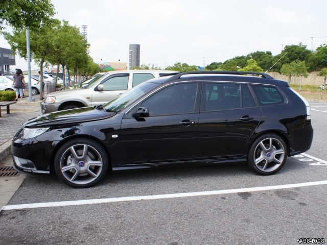 捕獲 SAAB Turbo X sedan & wagon