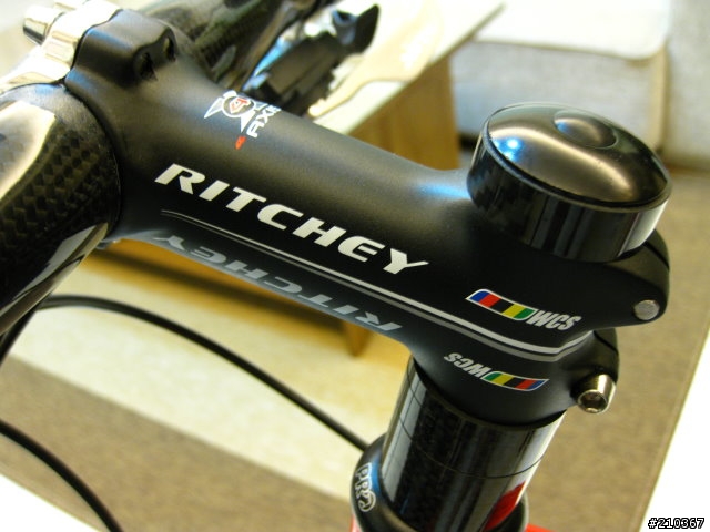 [分享] 閃電 Specialized M5 & 全套XTR & OGK 安全帽 （34張圖，請耐心欣賞 ... 給點小小建議吧～）