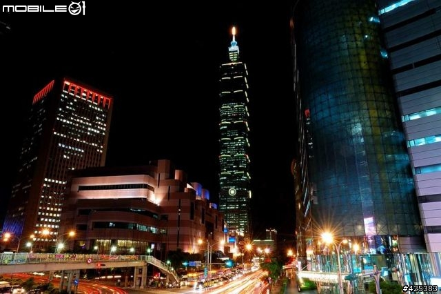 [分享] 第一次新鏡頭夜景照 BY Nikon AF-S 16-85mm f/3.5-5.6G ED VR