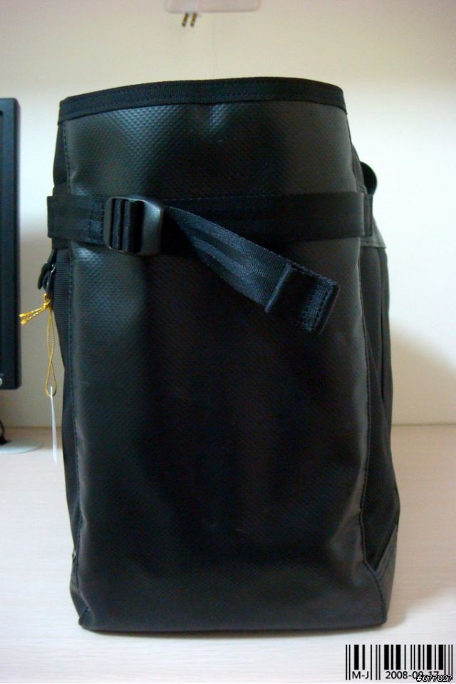 日標-吉田Porter"購物袋"--HEAT TOTE BAG (22吋螢幕帶著走~)