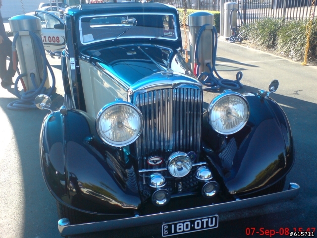它已經73歲了!! 1935年Bentley 3.5Liter!! (SAM的辛苦洗車紀錄-1)