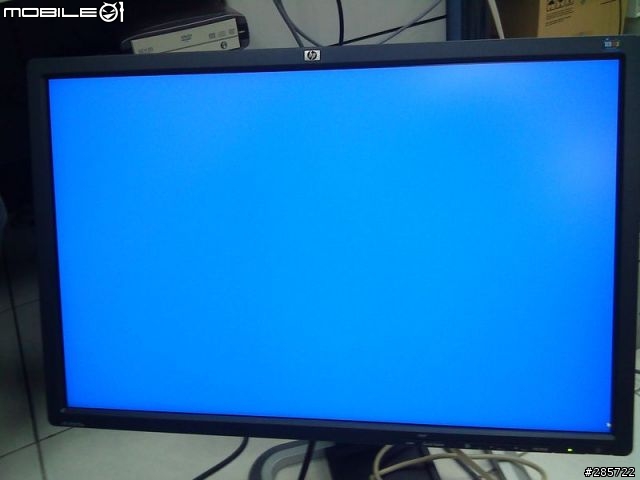 低調發個開箱照(HP-LP2475W)