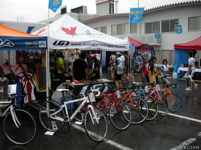(圖多小心!!!) 島野公路車賽 in 鈴鹿賽道 2008/08/30-31
