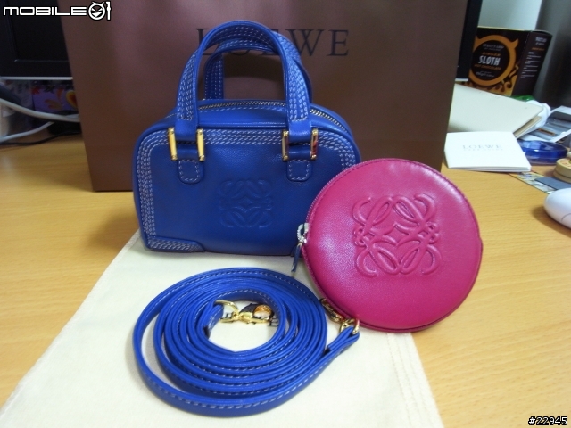 [分享] LOEWE Napa小羊皮迷你AMAZONA包+零錢包