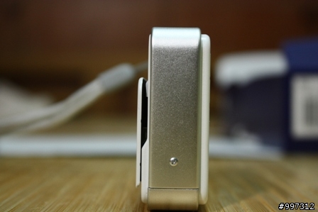 老梗開箱文   sony 口愛T2