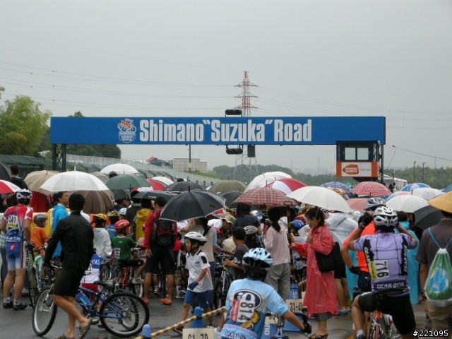(圖多小心!!!) 島野公路車賽 in 鈴鹿賽道 2008/08/30-31