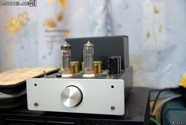 [分享] 9/22更新 增加耳擴跟CD Player了 ;  Grado SR225 耳機在台中入手啦...