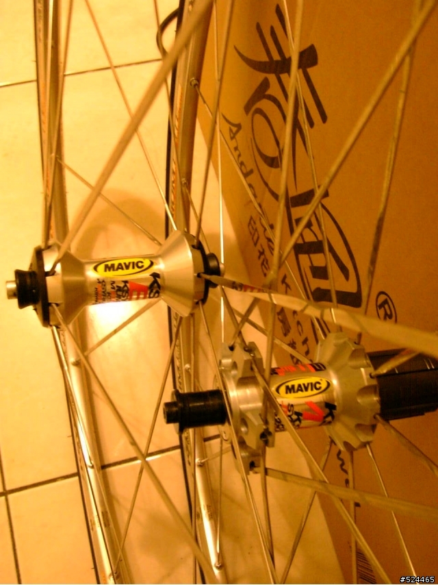 [分享]終於加入公路車的行列了,新車FUJI TEAM RC分享