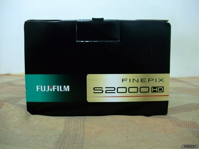 [分享]Fujifilm S2000HD簡易開箱文 (新增ISO測試照)