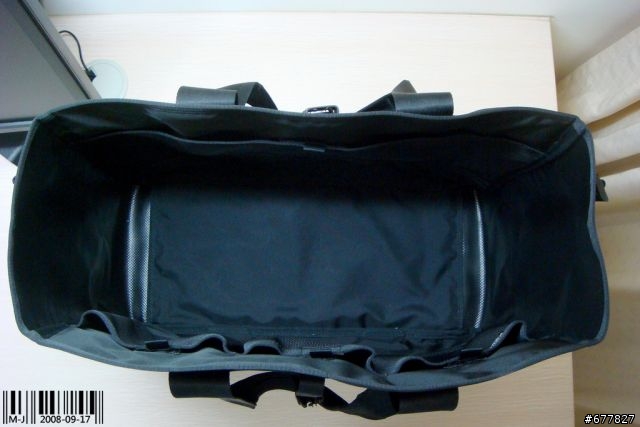 日標-吉田Porter"購物袋"--HEAT TOTE BAG (22吋螢幕帶著走~)