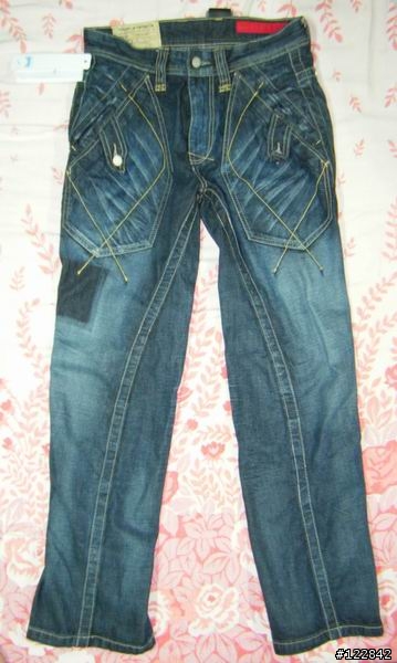 [分享] 颱風天沒事做，分享我的 Tough Jeans 牛仔褲  2/27更新