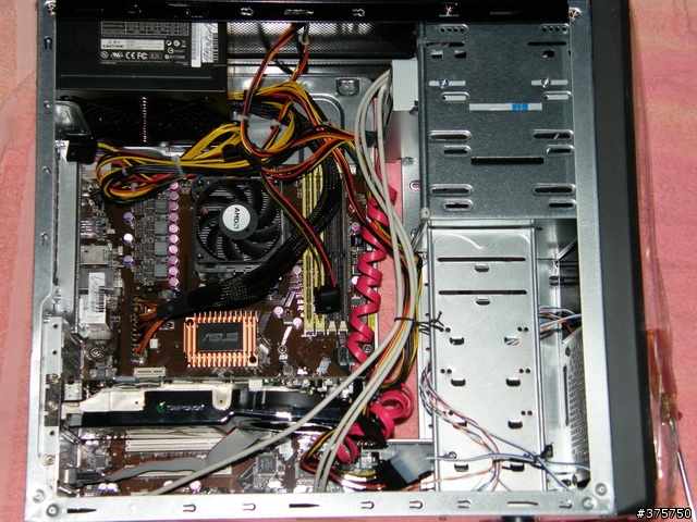 [開箱]AMD 四核 HD9550 VS 三核 HD8450之DIY組裝後山豬馬克分數實測