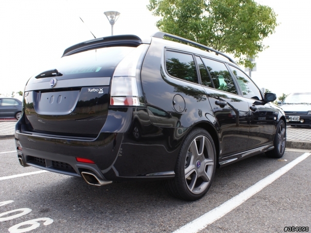 捕獲 SAAB Turbo X sedan & wagon