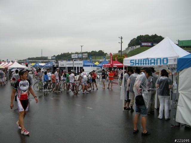 (圖多小心!!!) 島野公路車賽 in 鈴鹿賽道 2008/08/30-31
