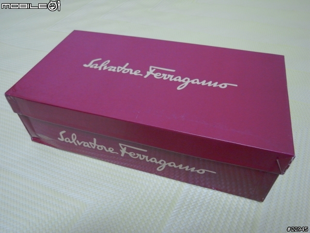 [分享]踏上紅毯的幸福.Ferragamo紅色高跟鞋