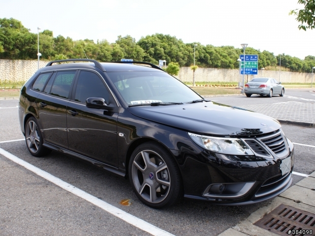 捕獲 SAAB Turbo X sedan & wagon