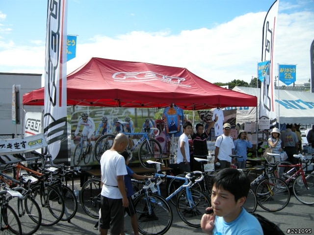 (圖多小心!!!) 島野公路車賽 in 鈴鹿賽道 2008/08/30-31