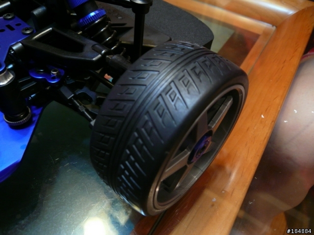 <開箱文>1/8大房車全新改款 Kyosho Inferno GT2 Audi A4 DTM