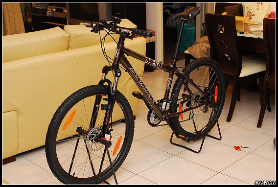 [分享]SCHWINN MESA D 2008 開箱