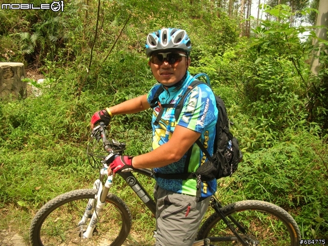 廣東佛山台勞騎行佛山第一峰記錄之二