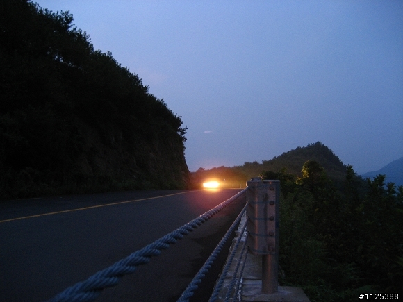 ★★★ 淩晨4點半，深山駕車返家！（有照片）