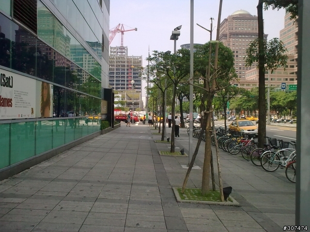 來了~美麗的專業導航機NOKIA 6210N