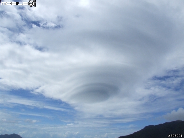 從沒看過這樣的雲～～