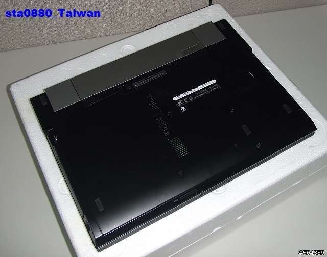 [開箱+解體文] Dell Latitude E6400 超完整開箱+小測試