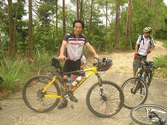 廣東佛山台勞騎行佛山第一峰記錄之二