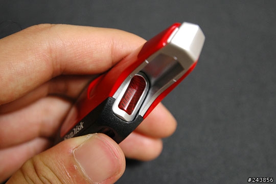 [測試]SanDisk Extreme Ducati Edition 4GB 隨身碟 (對照組Patriot XT BOOST)