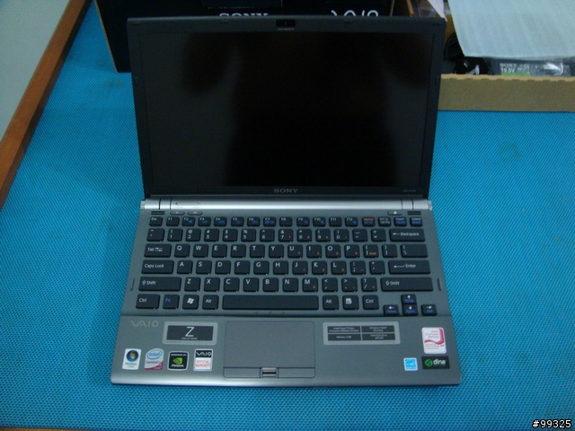 我今天收倒我的SONY Z17啦啦!(香港)