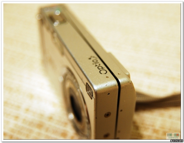 【簡單的開箱】NIKON COOLPIX S60