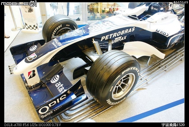 2008年9月26日至9月28日新加坡F1展示車
