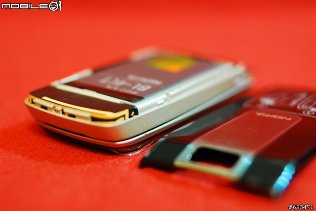 [6600F圖多]NOKIA 六‧六‧零‧零  fold